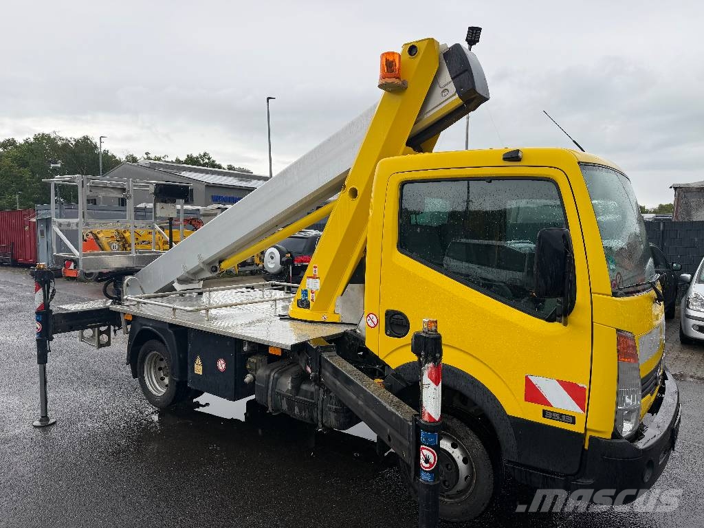 Nissan Cabstar Palfinger P220 B Palfinger 22 m Plataformas aéreas montadas em caminhão