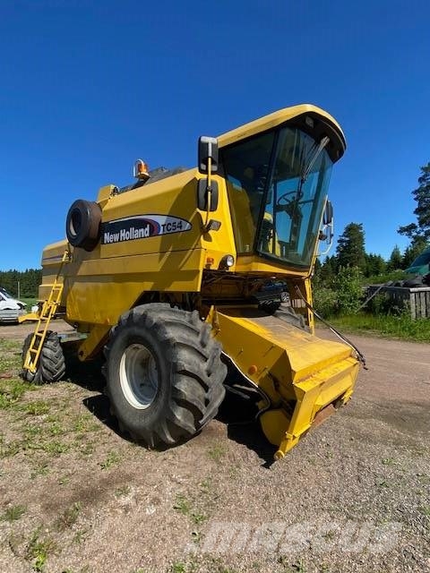 New Holland TC 54 Mietitrebbiatrici