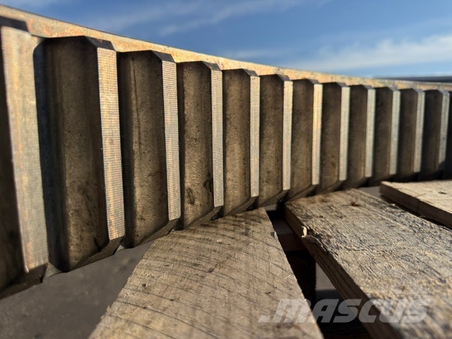 Liebherr R 954 B USED SWING RING Трансмиссии и КПП