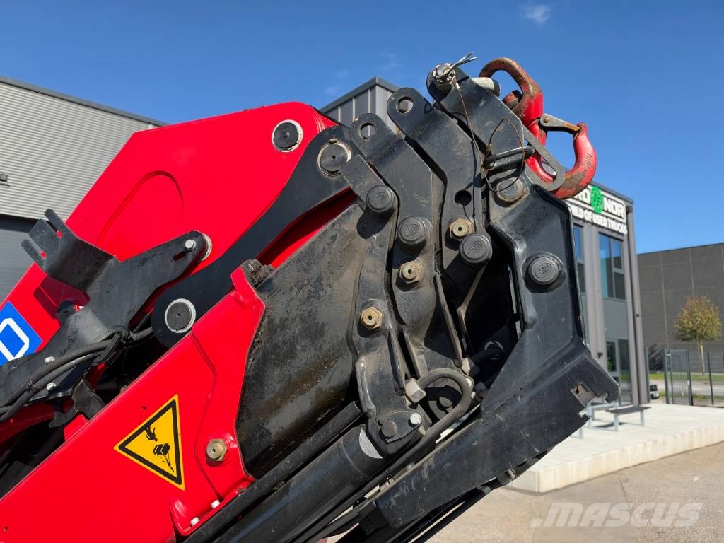 HMF 1920 K4 Radio control / Kran / Crane رافعات تحميل