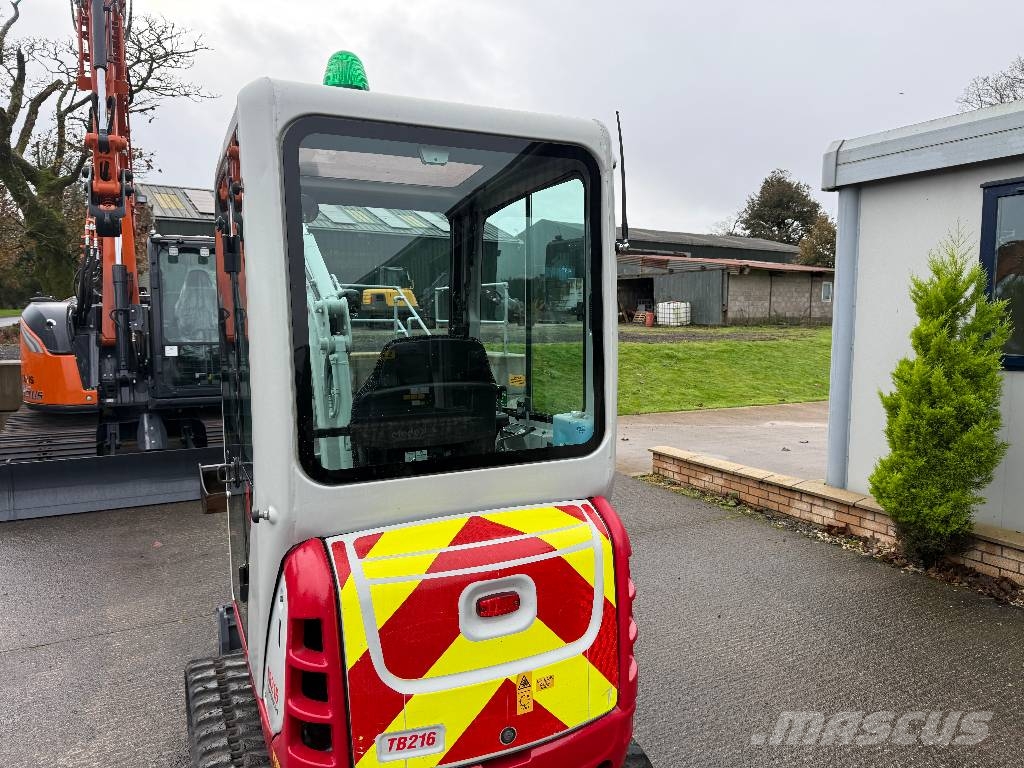 Takeuchi TB 216 Mini bagri <7t