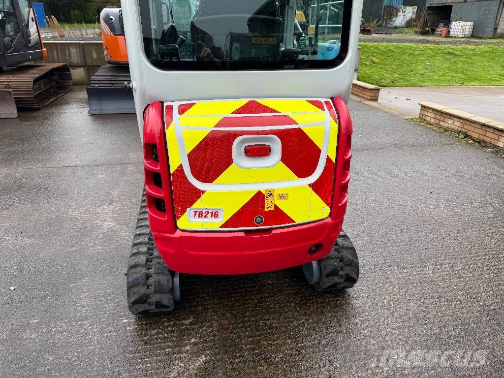 Takeuchi TB 216 Mini bagri <7t