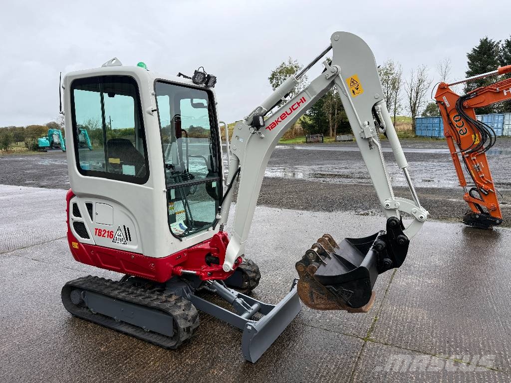 Takeuchi TB 216 Mini bagri <7t