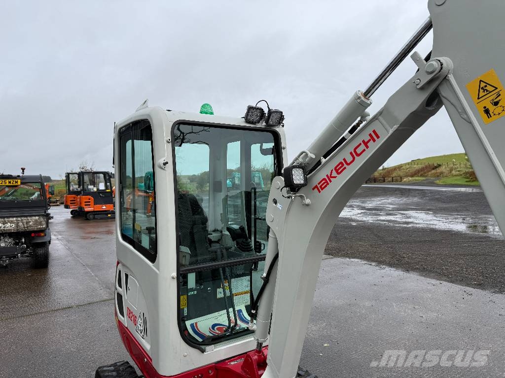 Takeuchi TB 216 Mini bagri <7t