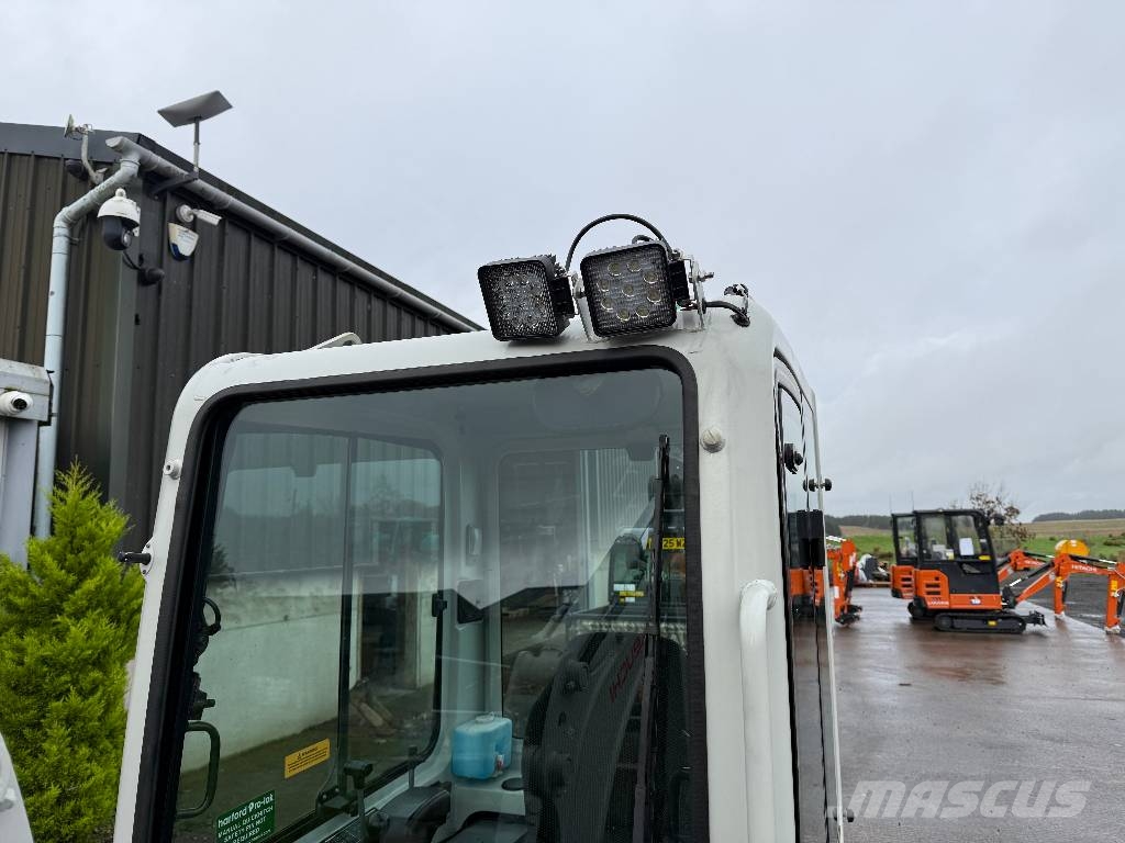 Takeuchi TB 216 Mini bagri <7t