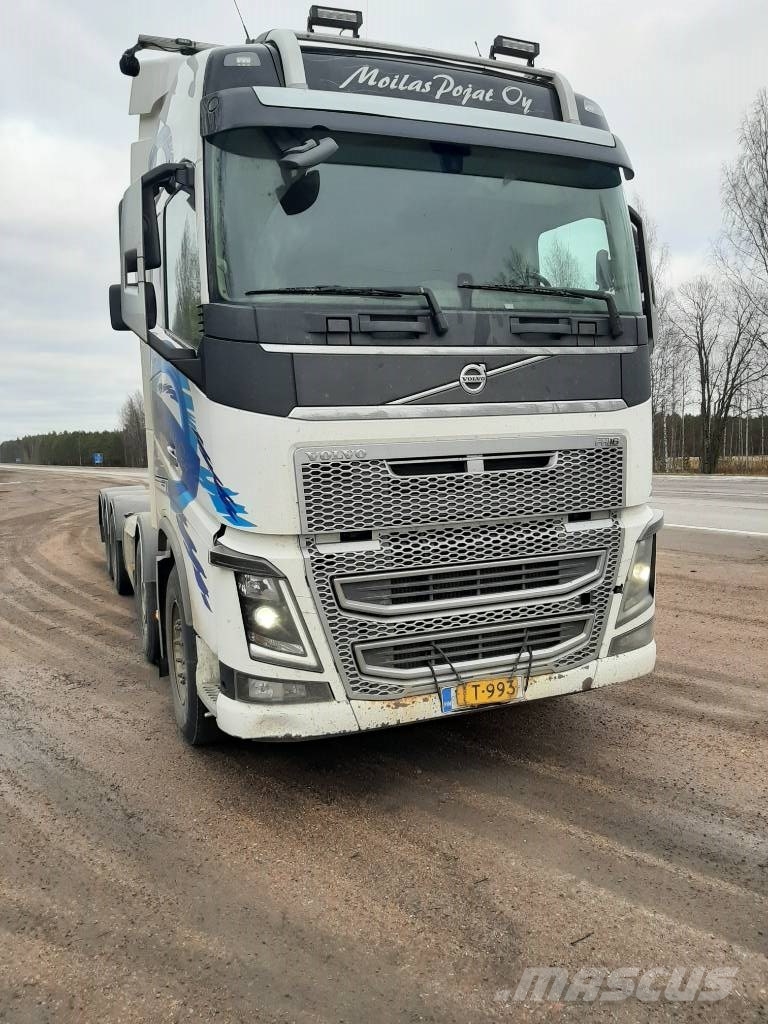 Volvo FH 16 شاحنات بمقصورة وهيكل