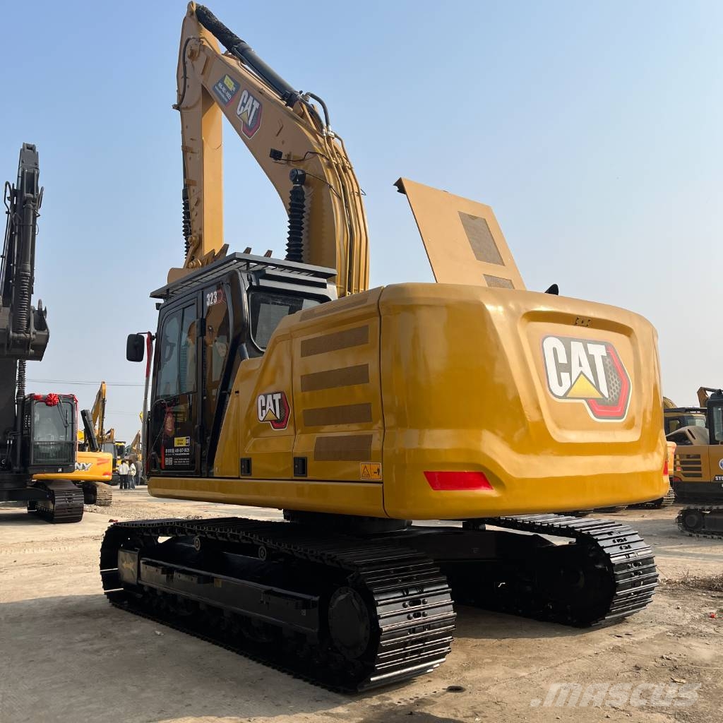 CAT 323 履带挖掘机