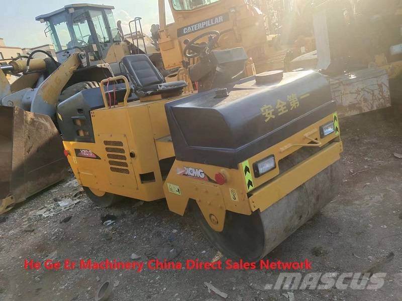 Bomag 120 Ikerdobos hengerek
