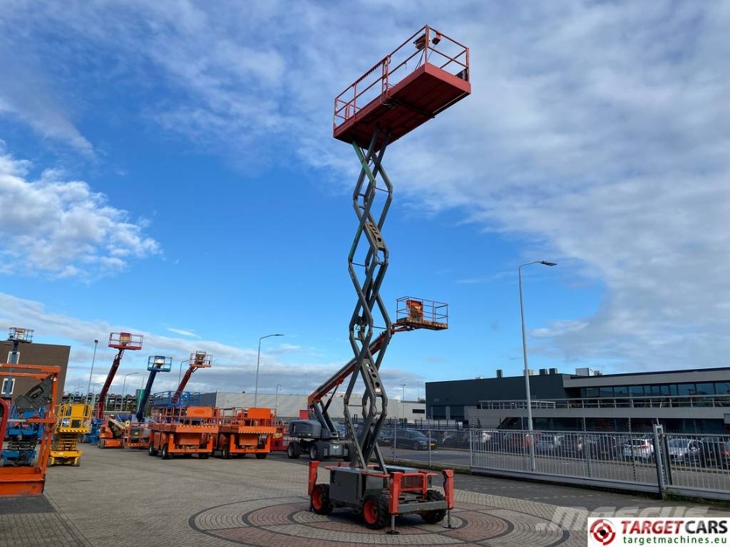 SkyJack SJ6832RT Diesel 4x4 Scissor Work Lift 1180cm Підйомники-ножиці