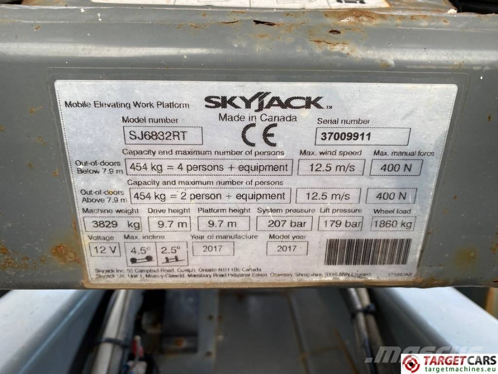SkyJack SJ6832RT Diesel 4x4 Scissor Work Lift 1180cm Підйомники-ножиці