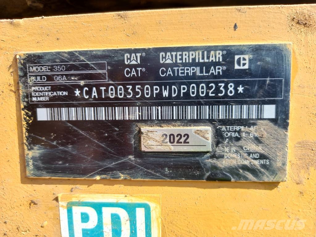 CAT 350 (EXW - Abu Dhabi) حفارات زحافة
