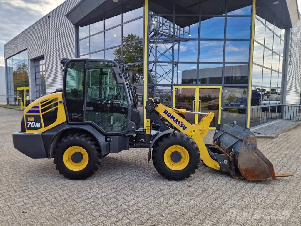 Komatsu WA 70 M-8 Kolesni nakladalci