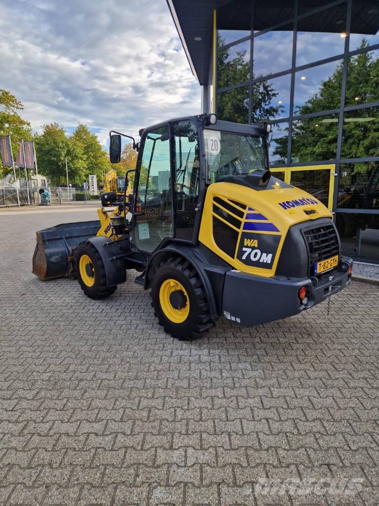 Komatsu WA 70 M-8 Kolesni nakladalci