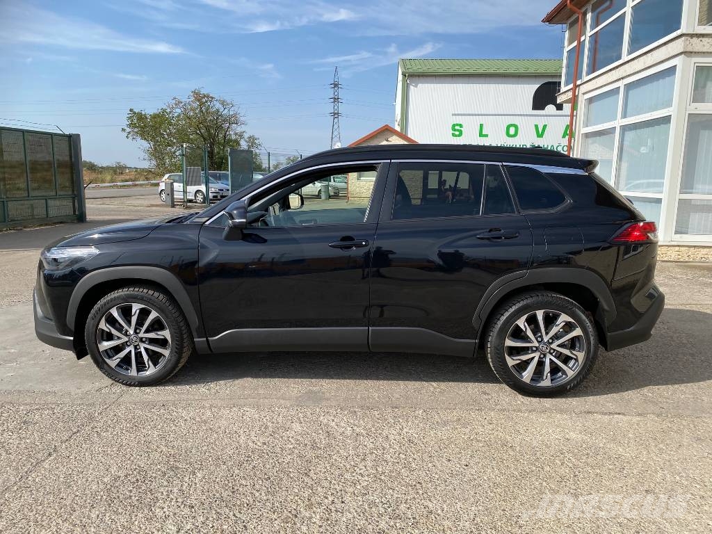 Toyota Corolla CROSS HYBRID 2,0 E6d automat VIN 688 Lengvieji automobiliai