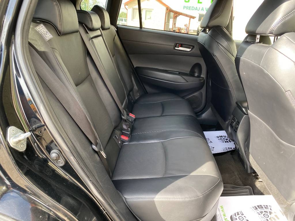 Toyota Corolla CROSS HYBRID 2,0 E6d automat VIN 688 Lengvieji automobiliai
