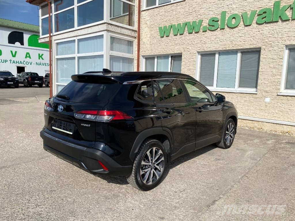 Toyota Corolla CROSS HYBRID 2,0 E6d automat VIN 688 Lengvieji automobiliai