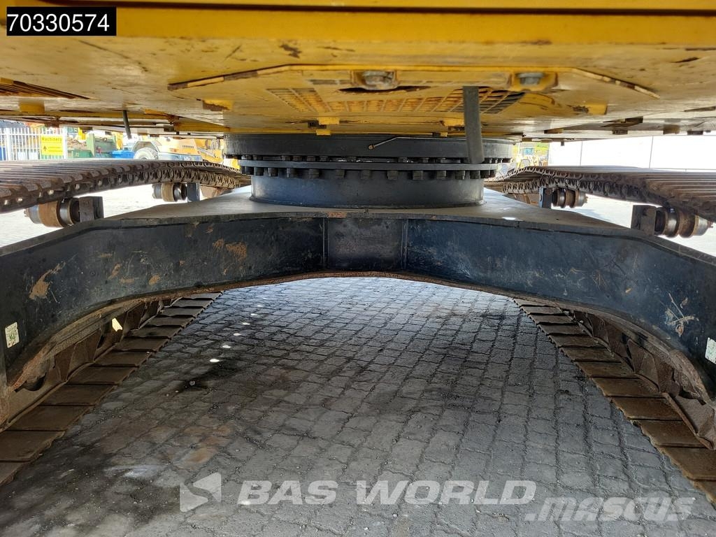 CAT 326 -07A Tiltrotator - 2 Buckets حفارات زحافة
