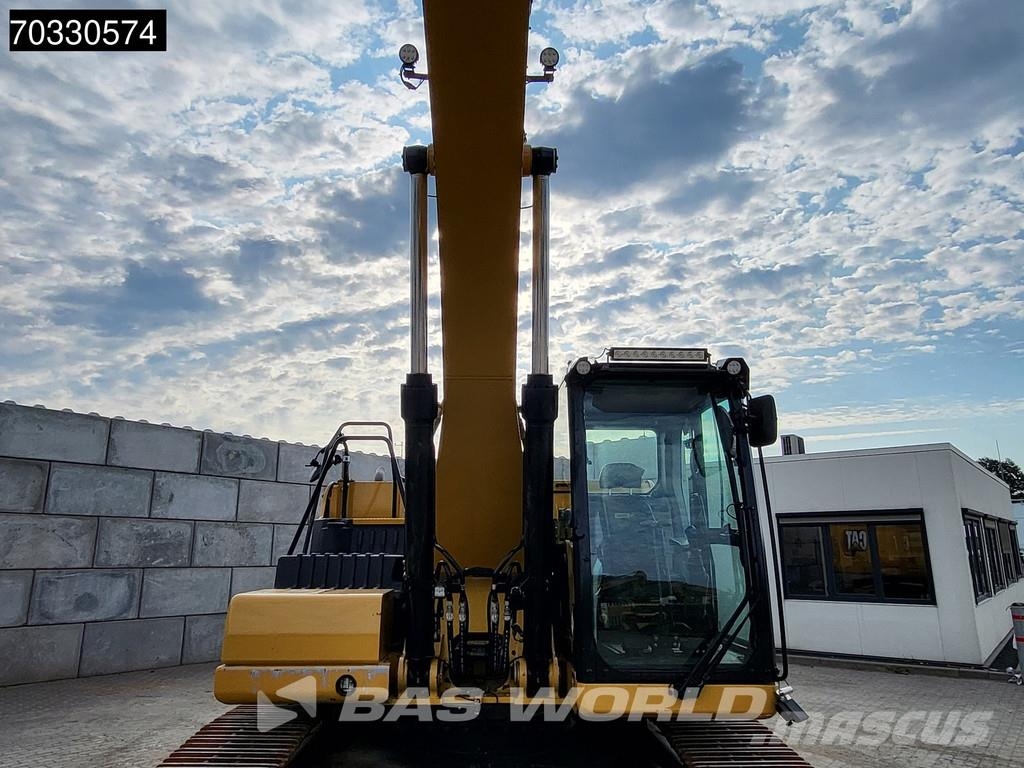 CAT 326 -07A Tiltrotator - 2 Buckets حفارات زحافة