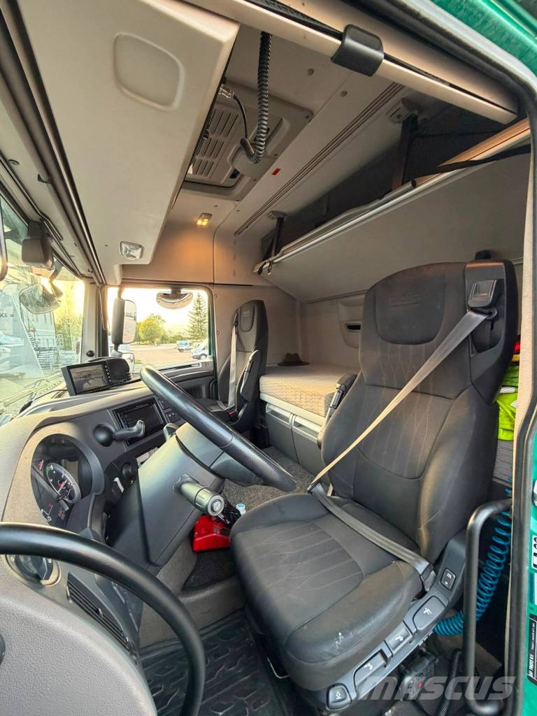 DAF Holztransporter XF 530 FAT Holztransporter