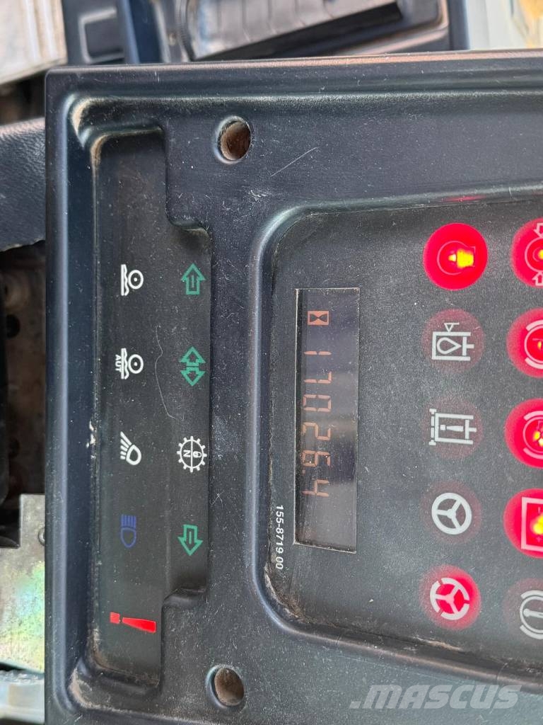 CAT 950 G Kolesni nakladalci