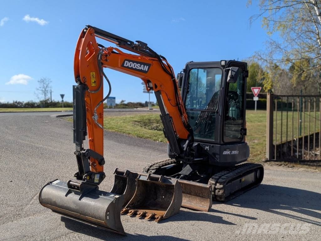 Doosan DX 35 Z Minigraafmachines < 7t