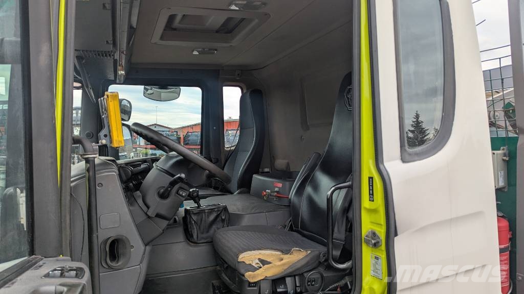 Scania p310DB 6x2 Container trucks
