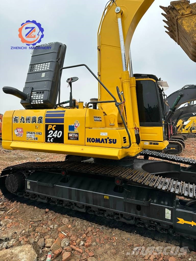 Komatsu PC 240-8/best performance/excellent durability Верижен екскаватор