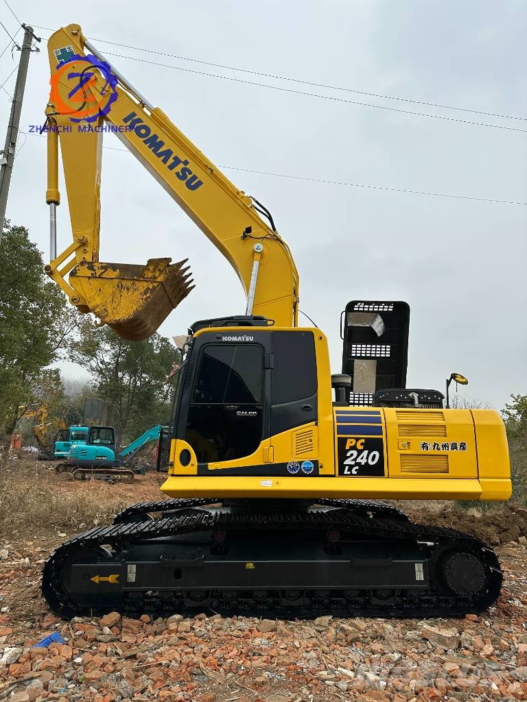 Komatsu PC 240-8/best performance/excellent durability Верижен екскаватор
