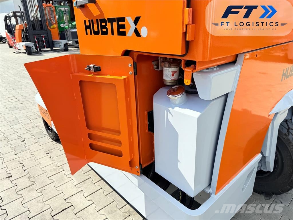 Hubtex DQ45-D | DIESEL | TRIPLEX 5500MM | FORK POSITIONER 全方向リーチ型フォークリフト