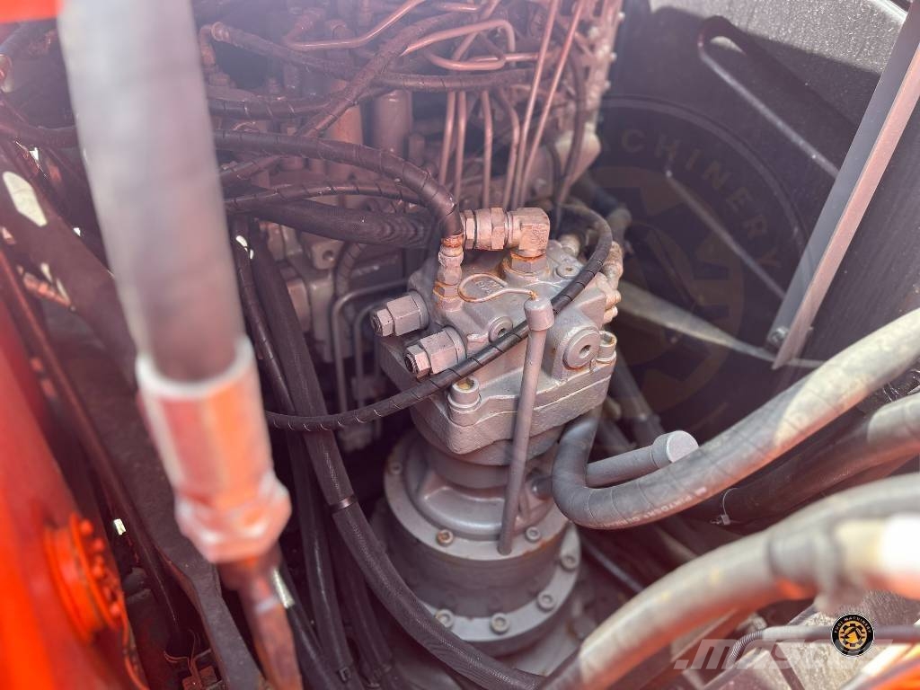 Hitachi 120 履带挖掘机
