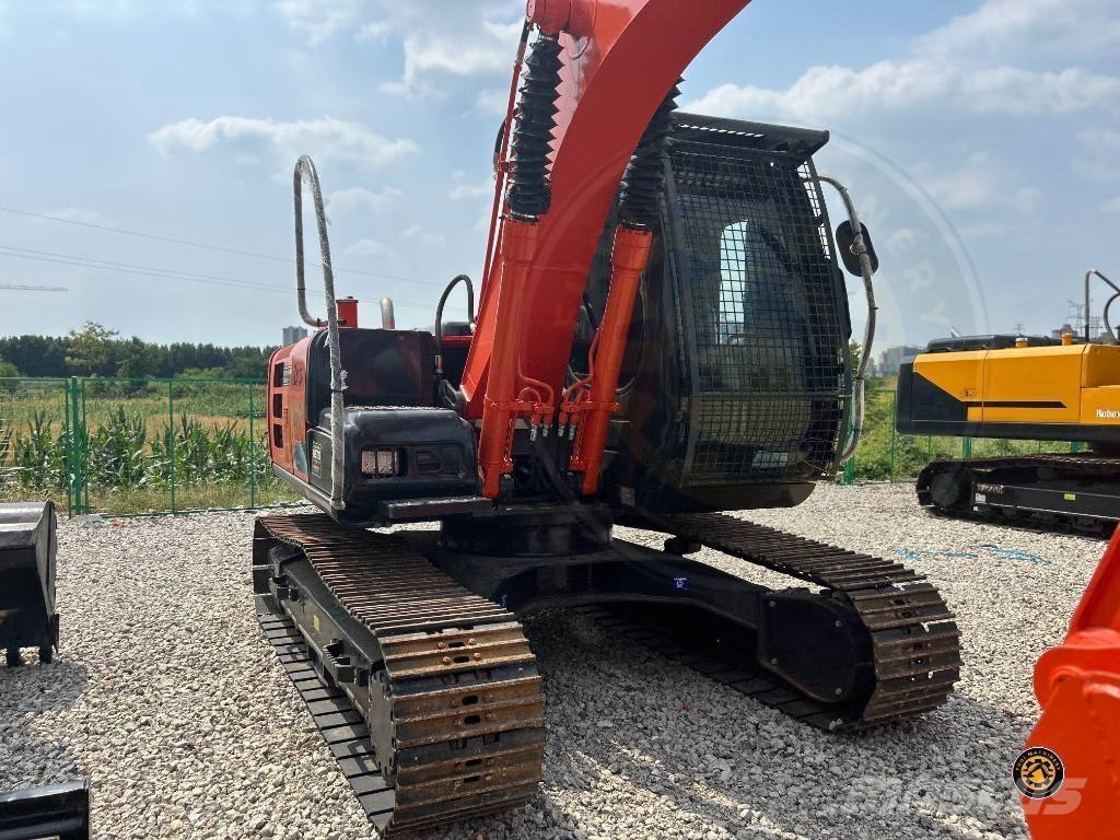 Hitachi 120 履带挖掘机
