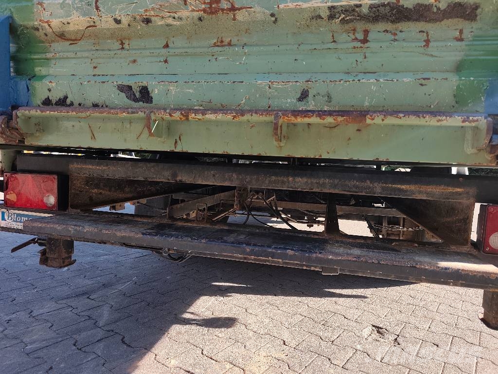 Blomenröhr 885 / 10500 Dreiseitenkipper Причепи для скіпових навантажувачів