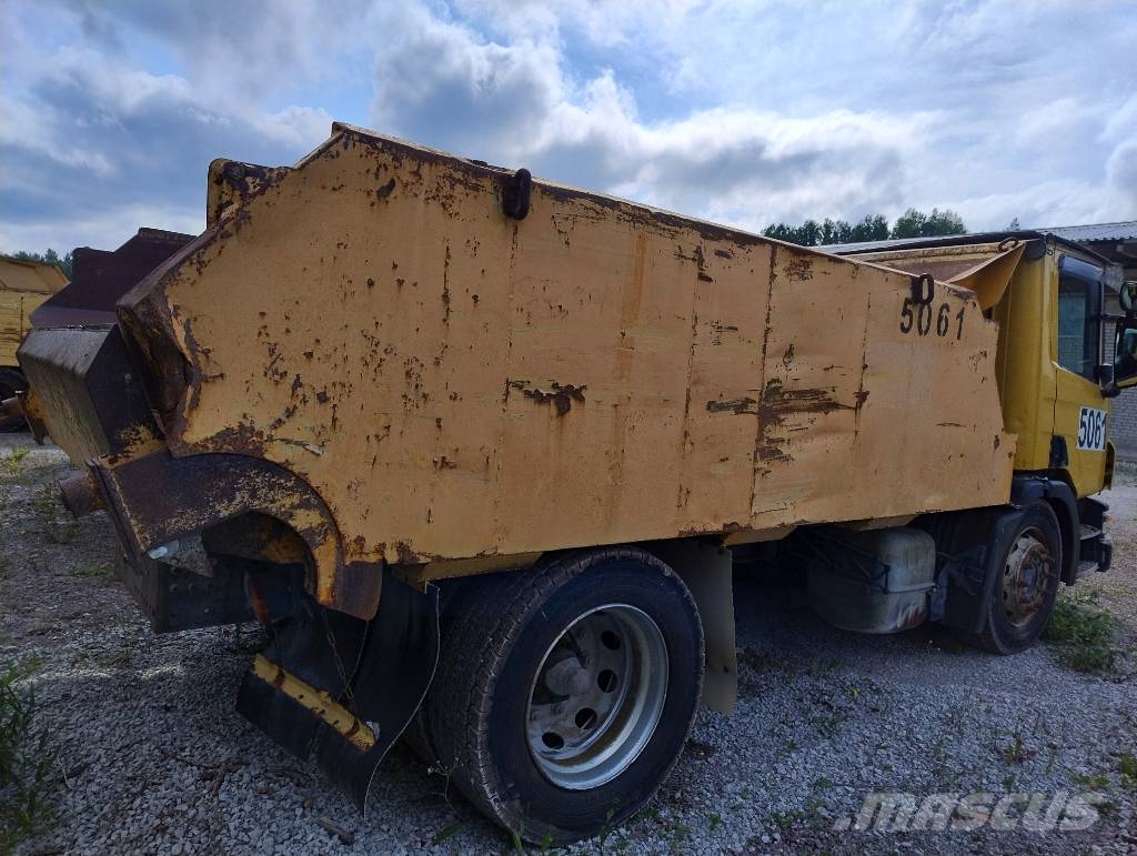 Scania P 250 Camiones bañeras basculantes o volquetes