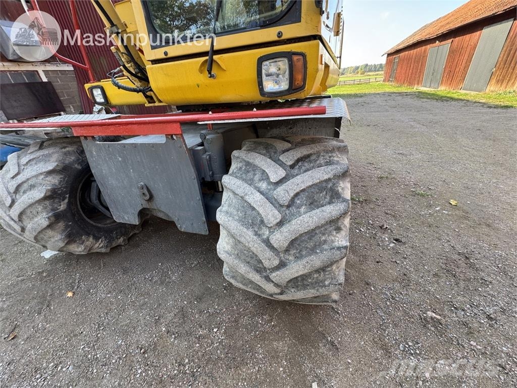 Komatsu PW140 Hjulgrävare