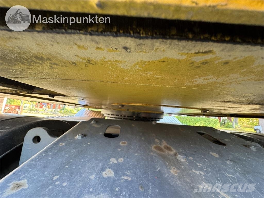 Komatsu PW140 Hjulgrävare