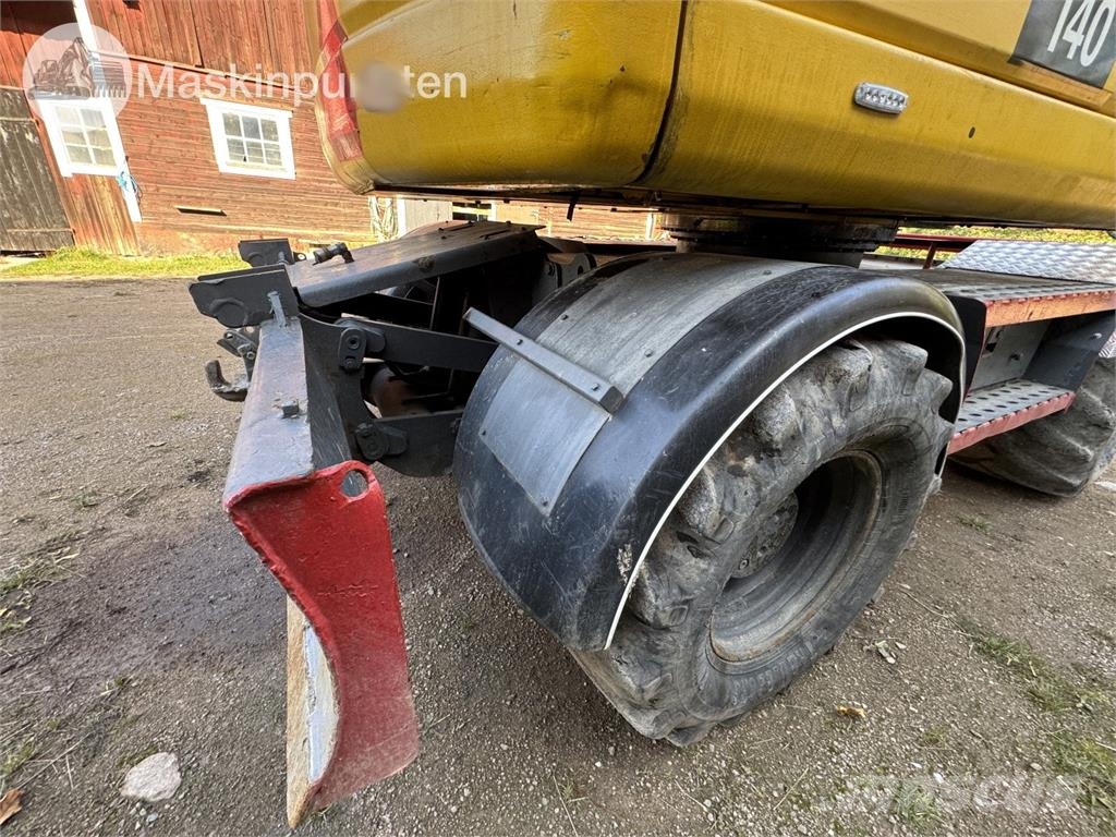 Komatsu PW140 Hjulgrävare