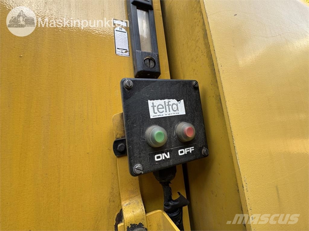 Komatsu PW140 Hjulgrävare