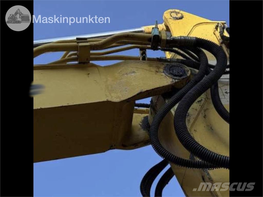 Komatsu PW140 Hjulgrävare
