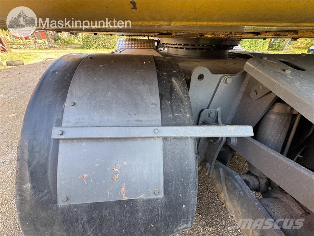 Komatsu PW140 Hjulgrävare