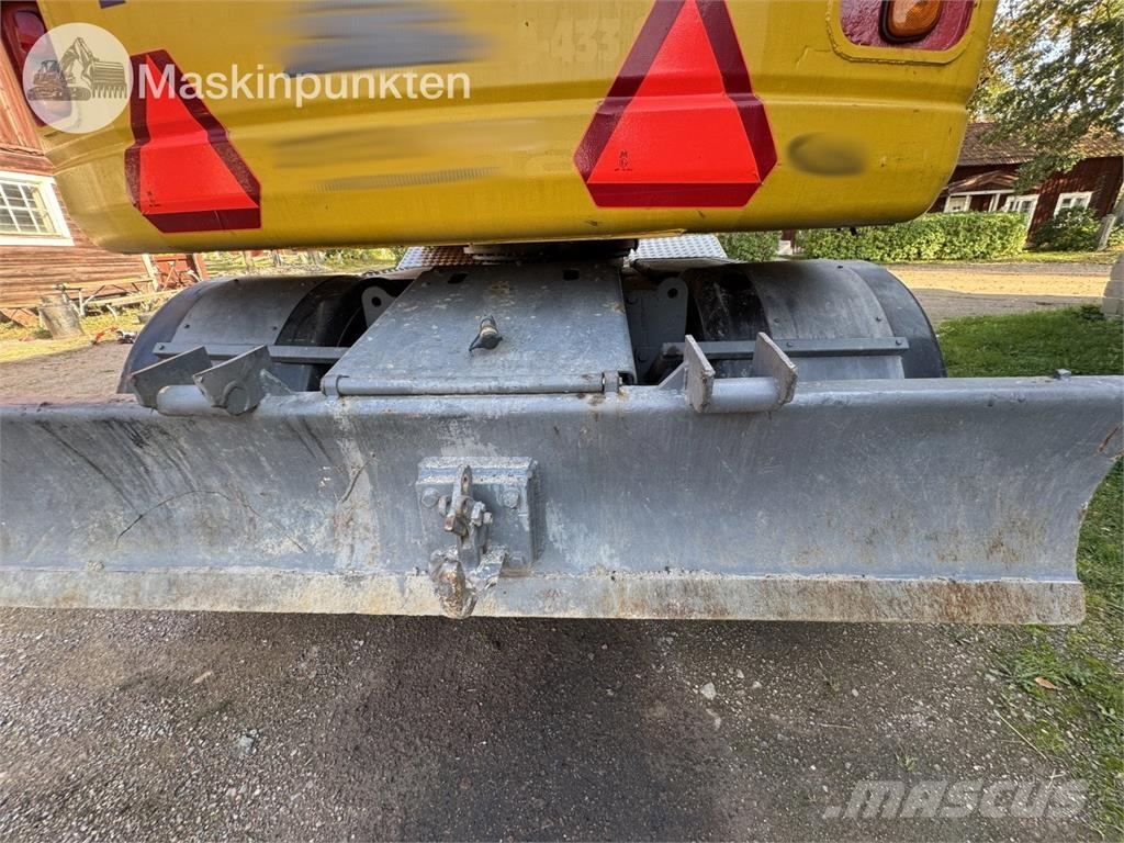 Komatsu PW140 Hjulgrävare