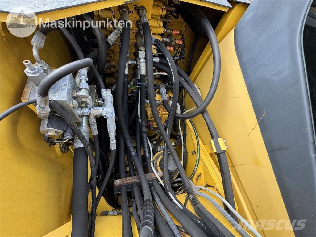 Komatsu PW140 Hjulgrävare