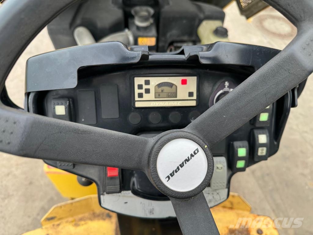 Dynapac CC1100 雙輪滾壓機