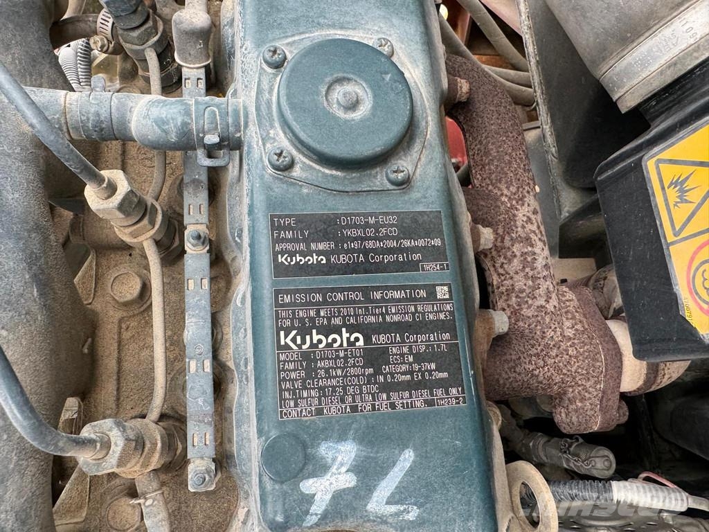 Dynapac CC1100 雙輪滾壓機