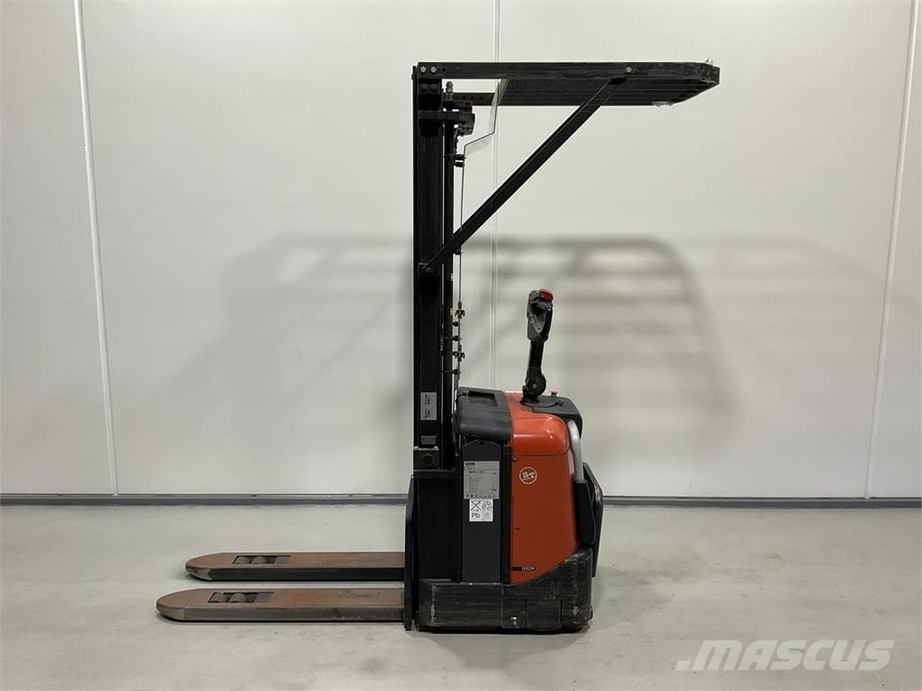 BT SPE 125 Empilhadeiras autopropelidas