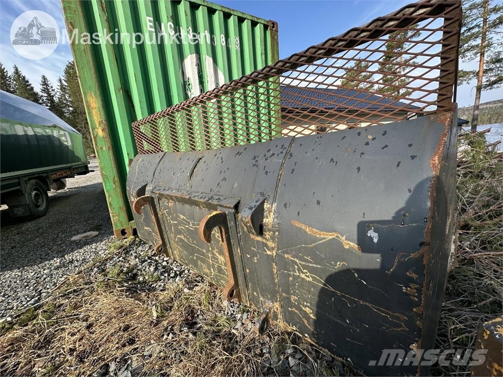  Ludberg 344 T Колесни товарачи