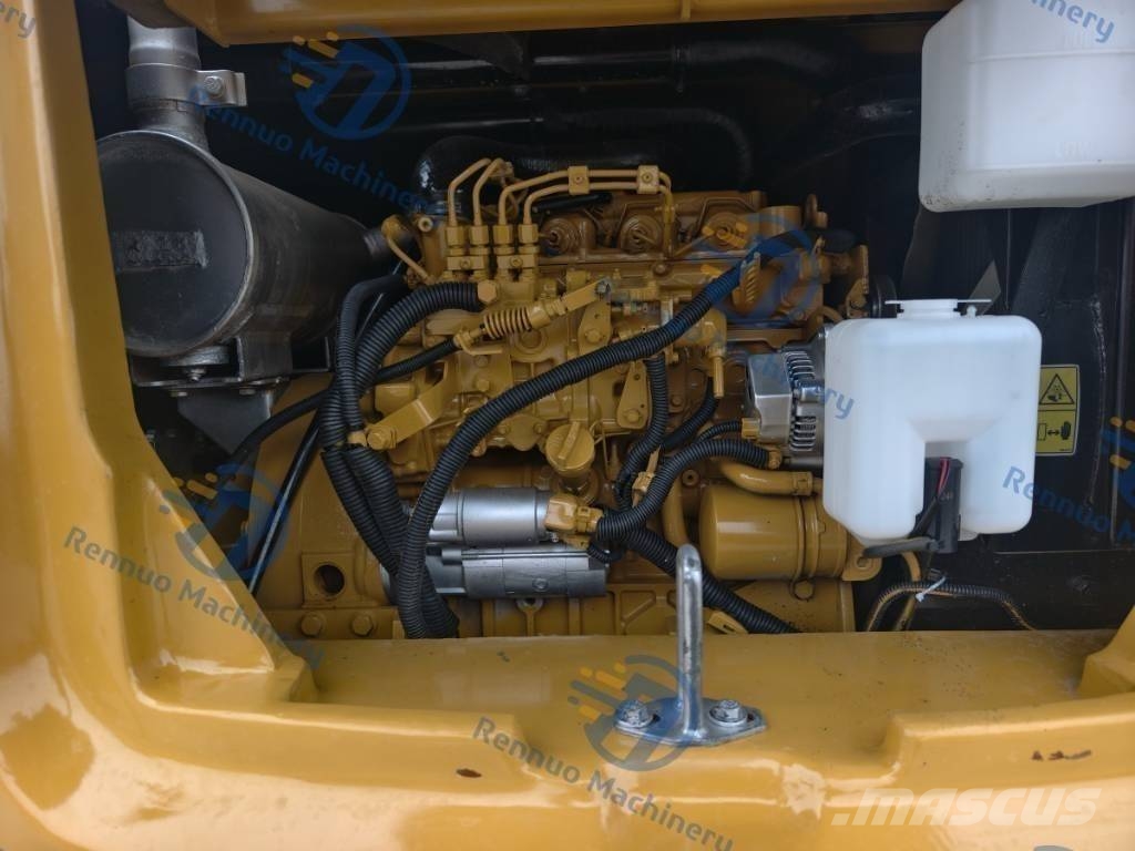 CAT 307E2 小型挖掘机