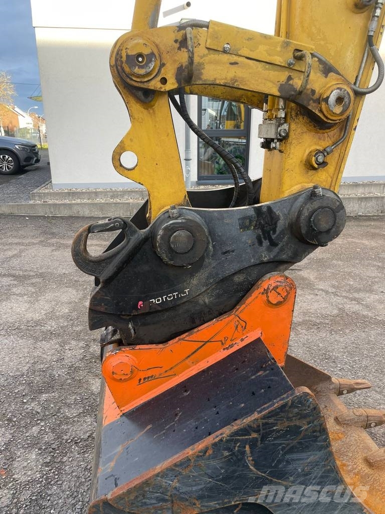Komatsu PW 148-11 *Schild* Pratzen* Klima* Excavadoras de ruedas