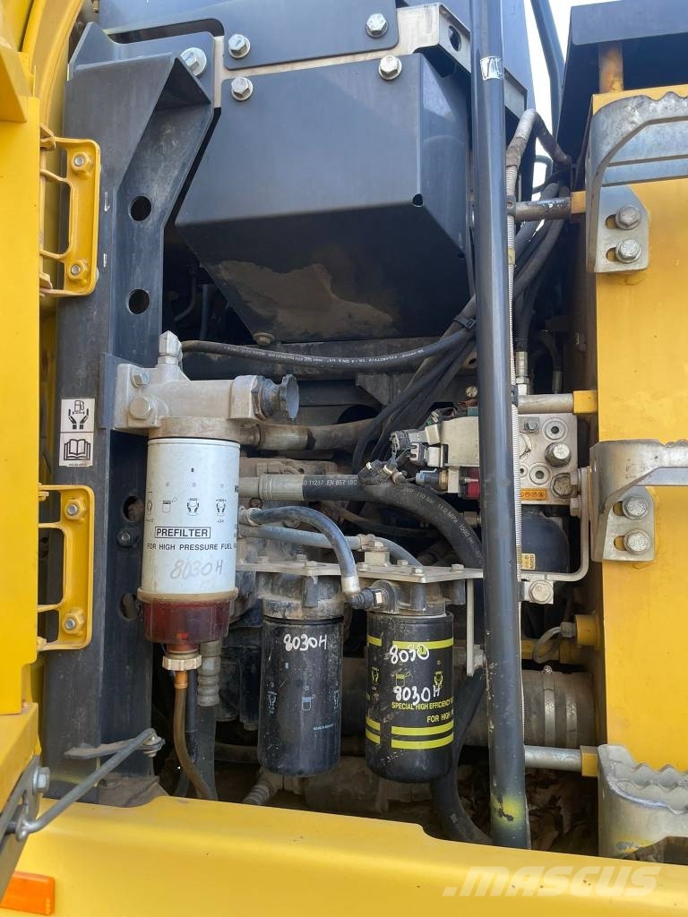 Komatsu PW 148-11 *Schild* Pratzen* Klima* Excavadoras de ruedas