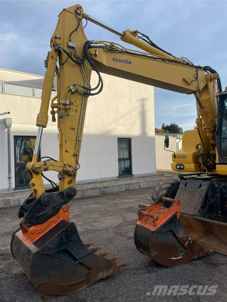 Komatsu PW 148-11 *Schild* Pratzen* Klima* Excavadoras de ruedas