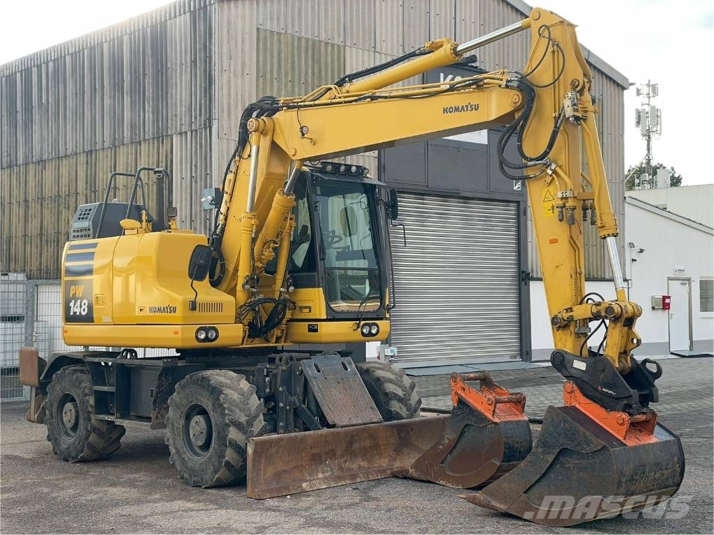 Komatsu PW 148-11 *Schild* Pratzen* Klima* Excavadoras de ruedas